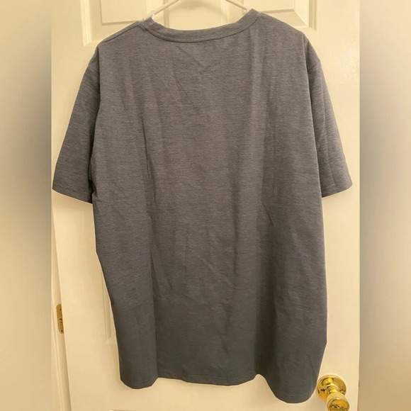 Graphic t-shirt. You matter! - Picture 3 of 4